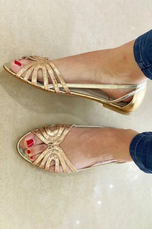 Genara | Sandalias con Punta Abierta y Brillo Metálico