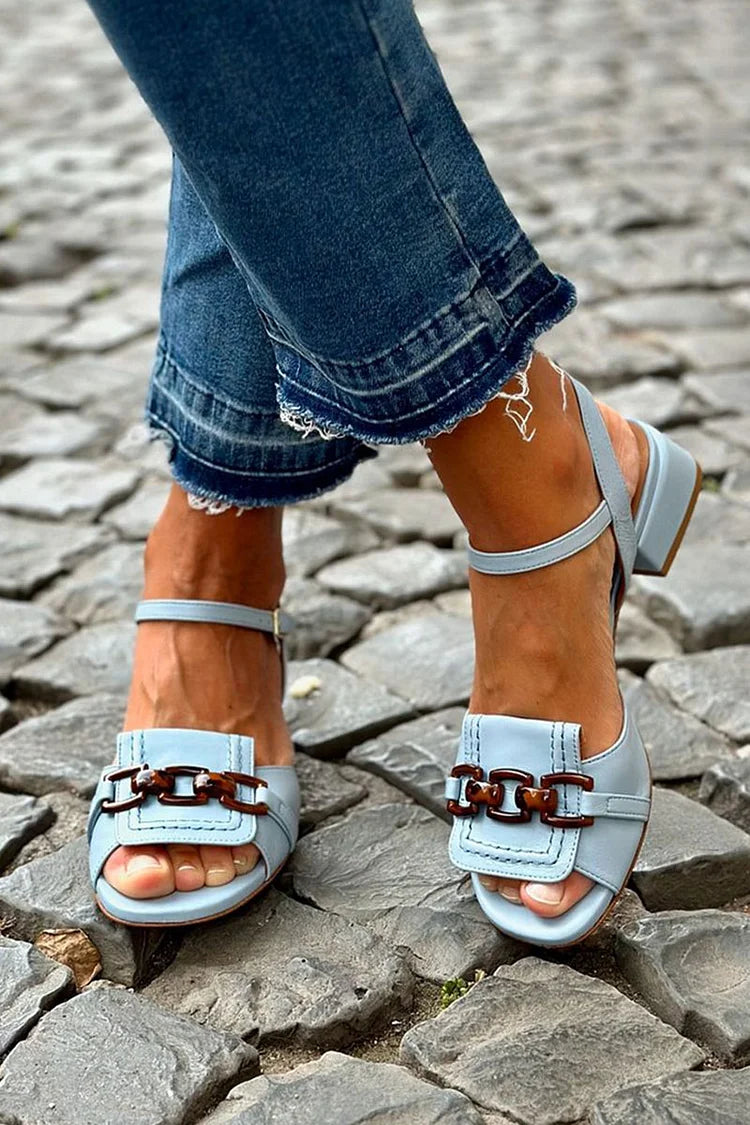 Celsa | Tacones Bajos Azules con Detalle de Puntada