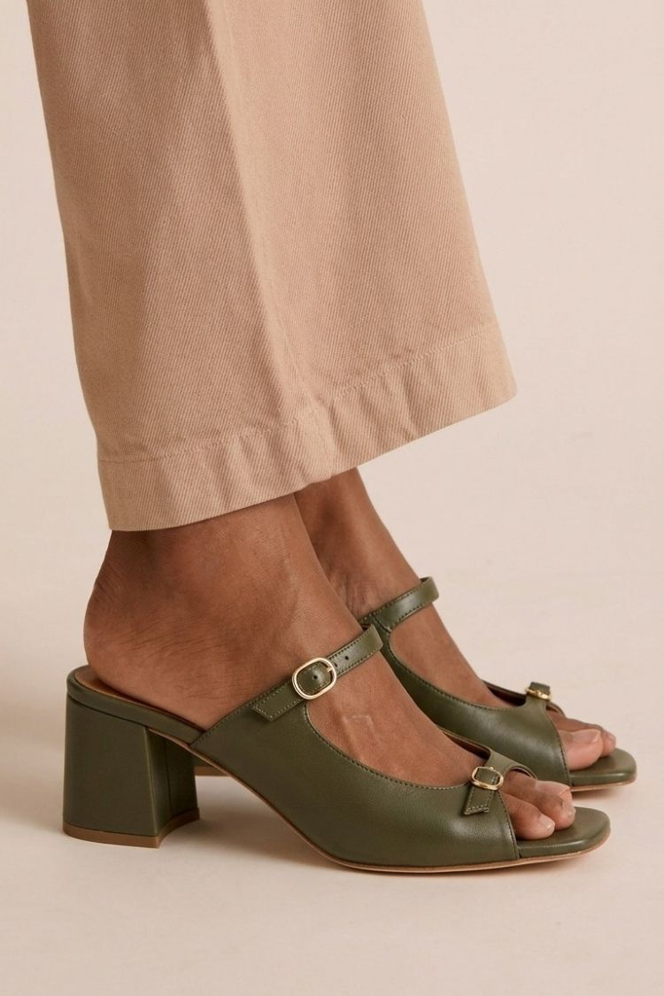 Sonsoles | Tacones Gruesos con Tira Trasera y Puntera en Bloques