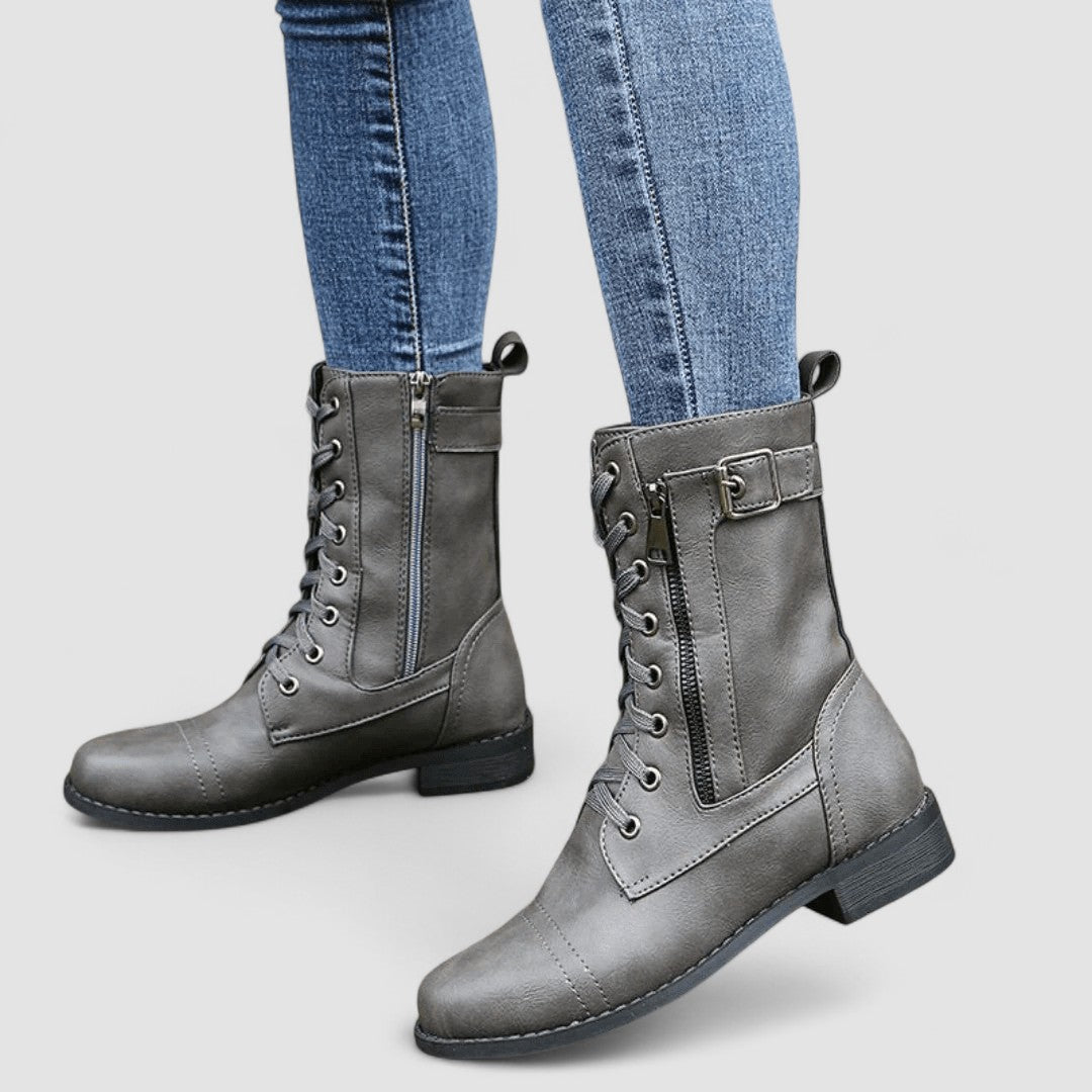 Marta | Botas Camperas con Hebilla