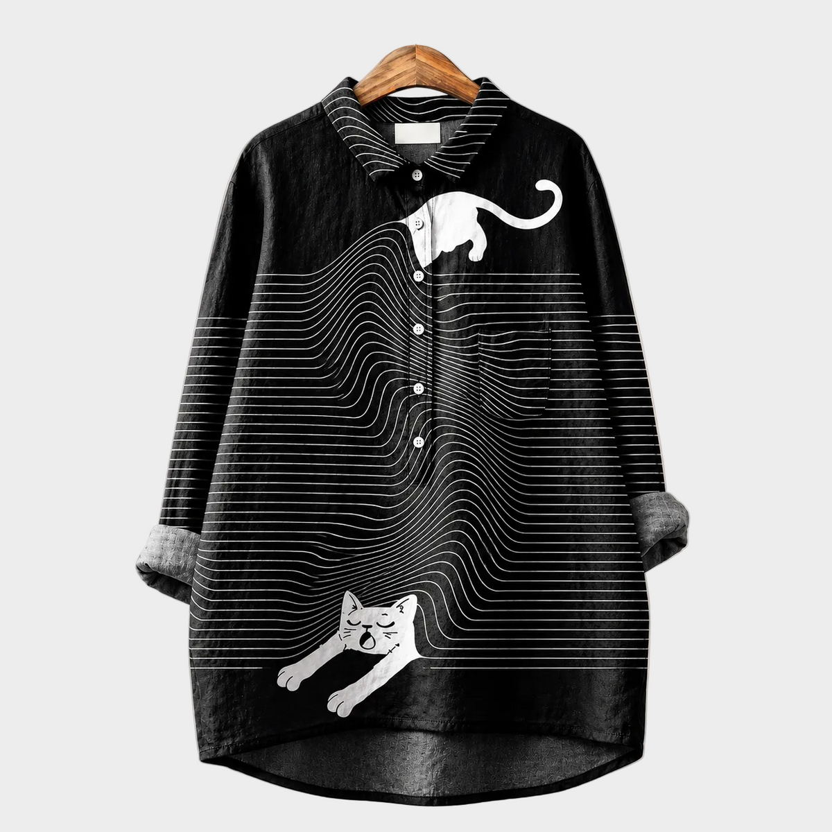 Gato Blanco sobre Negro