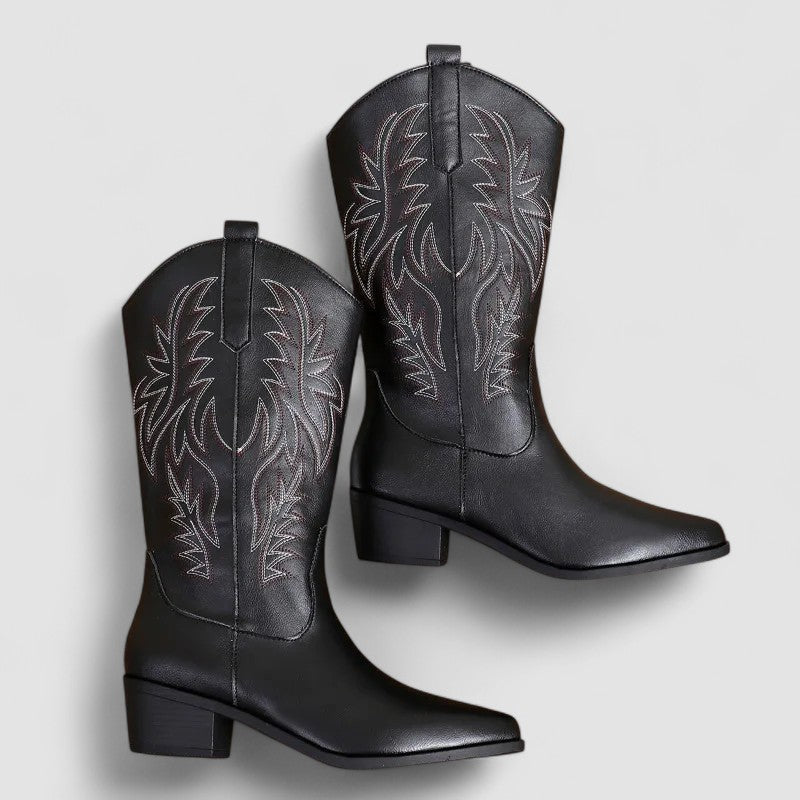 Lourdes | Botas Camperas Bordadas