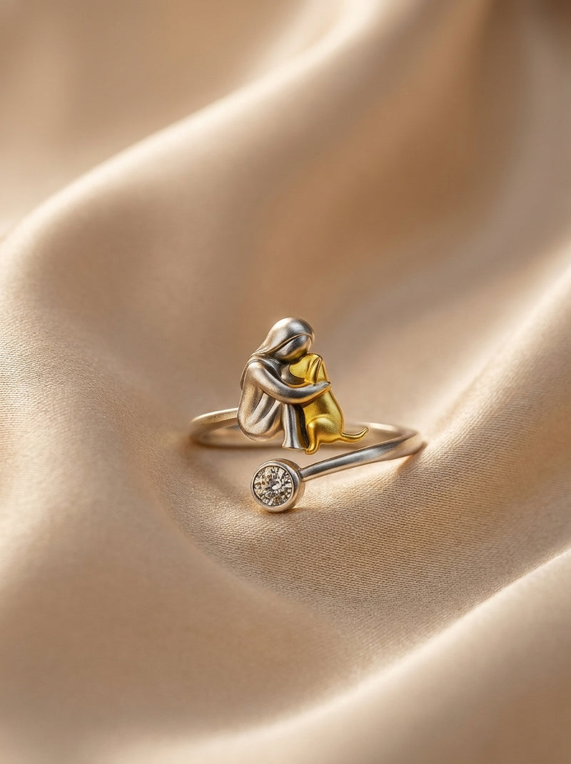 Anillo Ajustable Mujer con Perro sobre seda