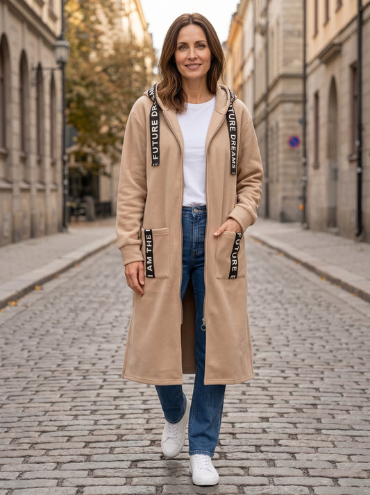 Greta abrigo sudadera oversize con capucha en beige